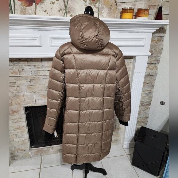 Michael Kors Truffle Champagne packable long puffer coat plus size 2X new!!!‎ - Picture 5 of 14